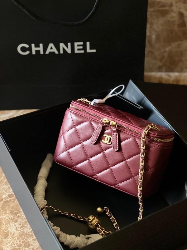 CHANEL