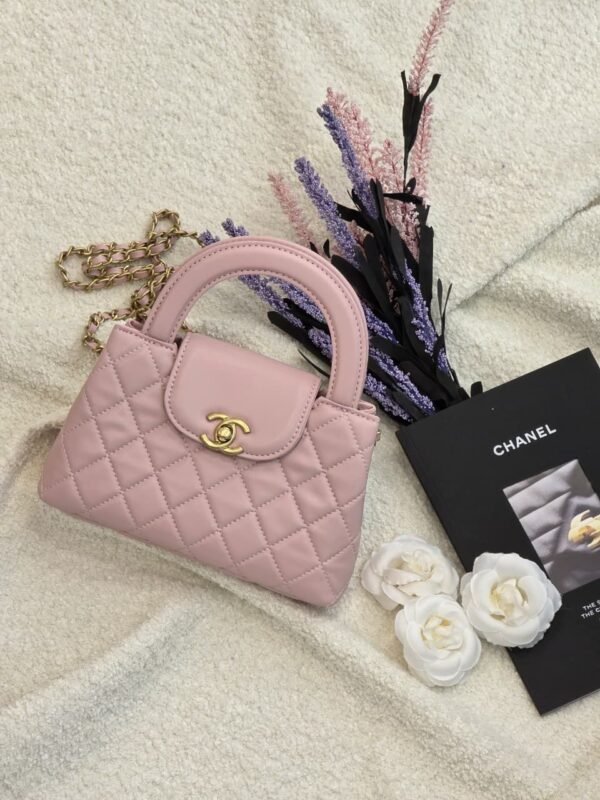 CHANEL