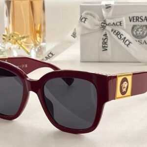 VERSACE